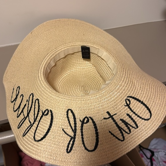 Out of Office Hat - Picture 3 of 6